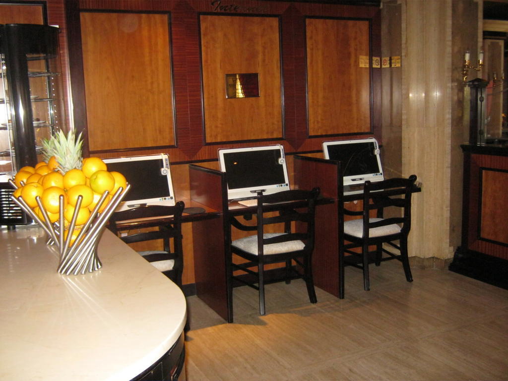 Gulf Inn Hotel Deira Formerly City Star Hotel Dubai Bagian luar foto